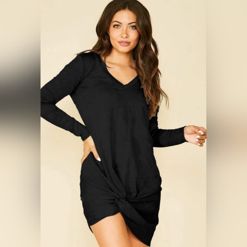 Black Long Sleeve V Neck Twisted Hem Mini Dress - size Small & Medium